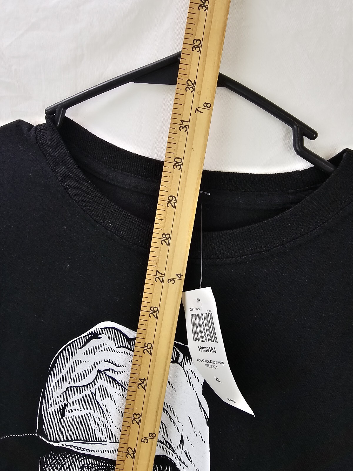 Nightmare On Elm Street T- Shirt Size XL NWT