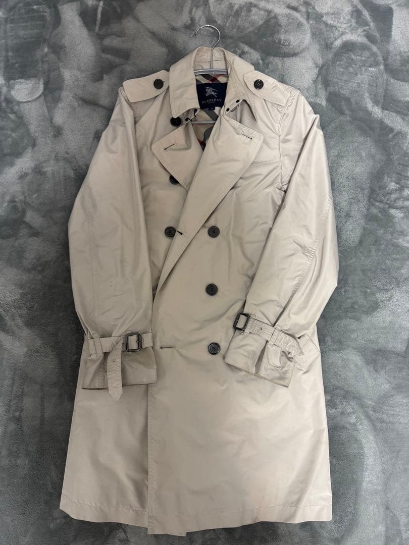 BURBERRY LONDON Beige Trench Coat Made of Nylon