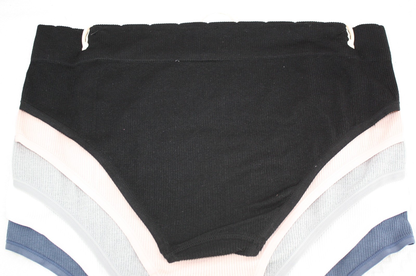 NWT set of 5 PEANUTS SNOOPY seamless ribbed panties BLUE WHITE BLACK GRAY embro