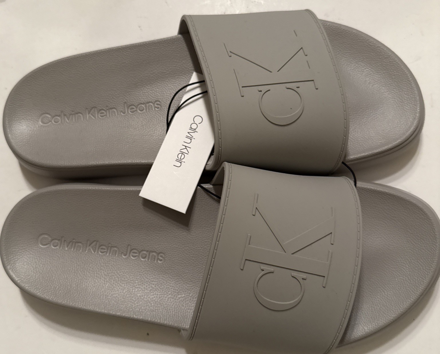 Calvin Klein -Men’s CMWINSTON Slide Sandal SIZE 10 M Light GRAY 050 New.