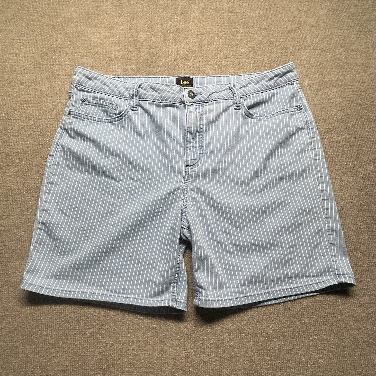 Lee Blue/White Striped Denim Shorts Cotton Blend 5-Pocket Button Flat Front XL