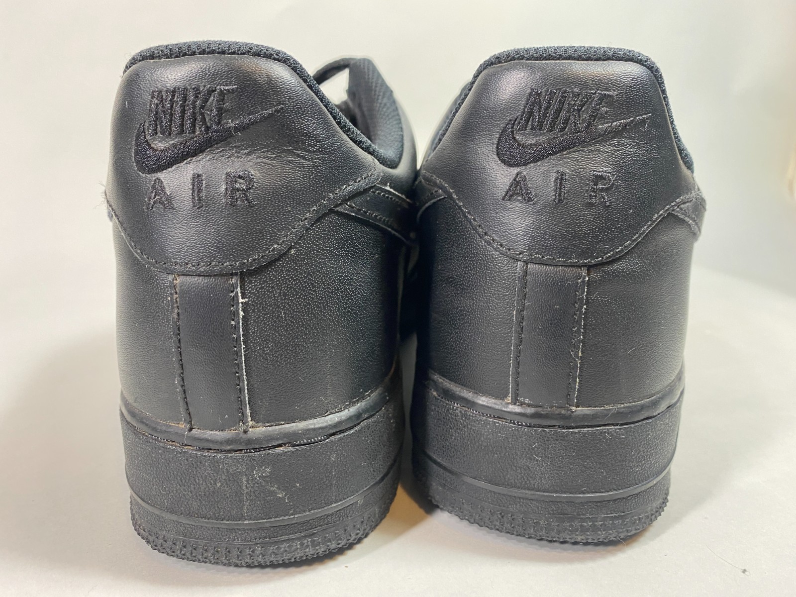 🔥 Nike Air Force 1 07 Low Triple Black Shoes Casual Mens Size 15 315122-111