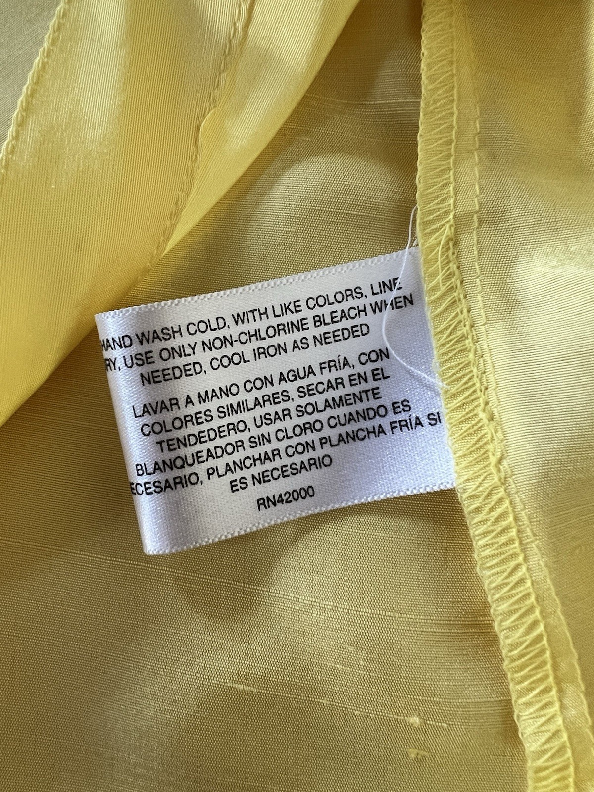 Kathy Ireland Essent Yelow Silk Short Sleeve Buttonup Shirt Blouse Deadstock NWT