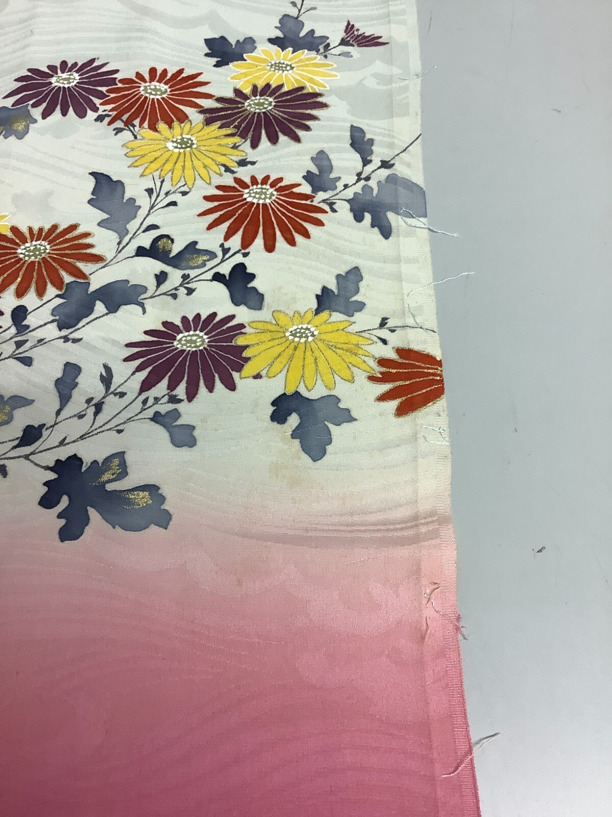 Japanese Vintage Kimono Fabric cloth Boro Light green Flower Dirt 49.6×13.7in