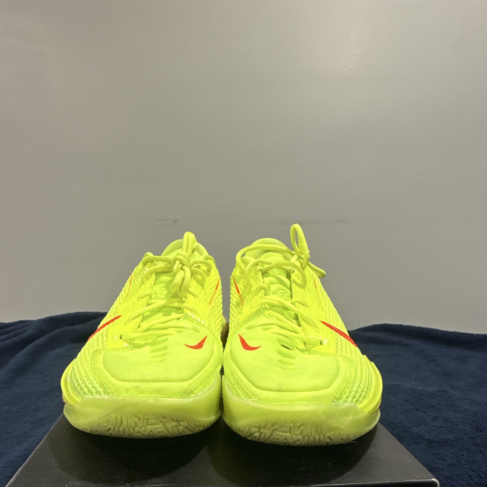 Nike Air Zoom GT Cut Men’s Low Top Athletic Sneakers Lace Up Yellow/Red