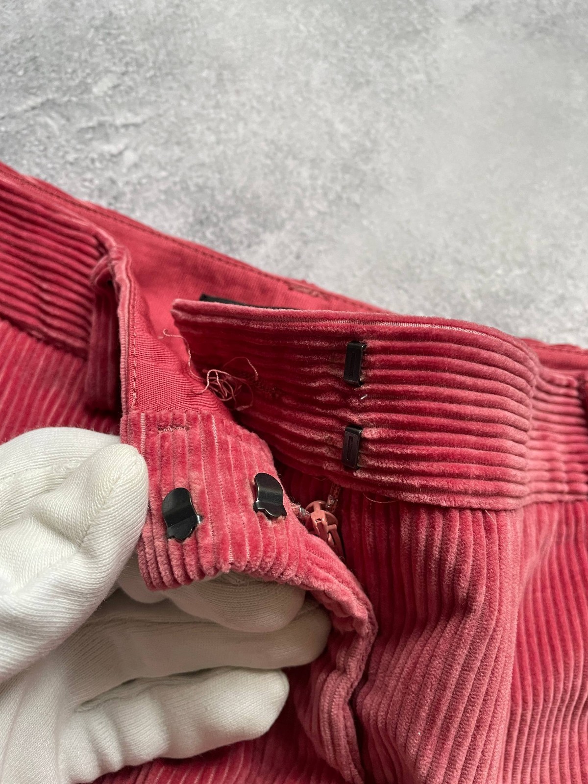 Weekend Max Mara Velvet Velour Slim Cigarette Fit Pink Pants Size M