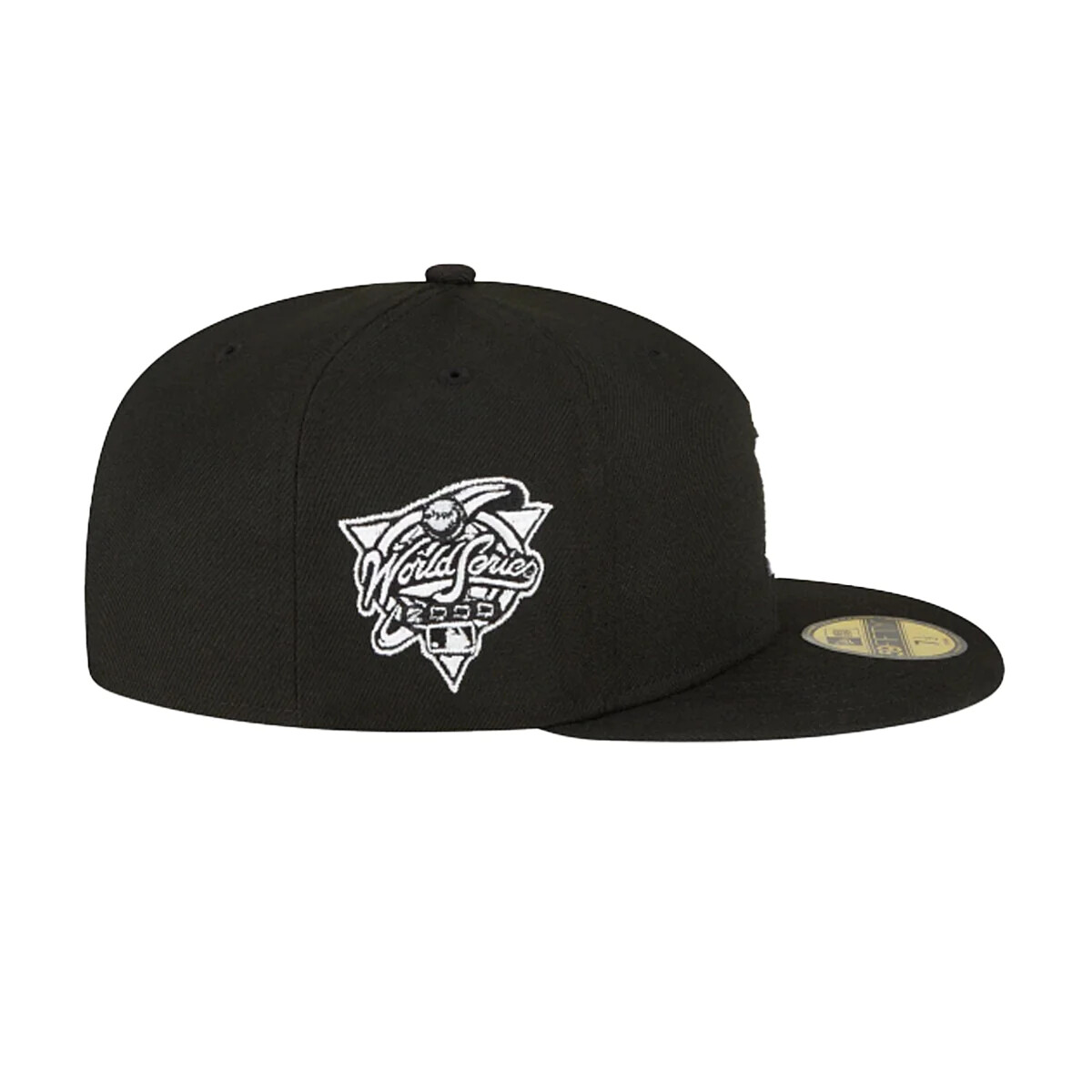 New Era MLB New York Yankees Black White 5950 Fitted Hat 2000 World Series Cap