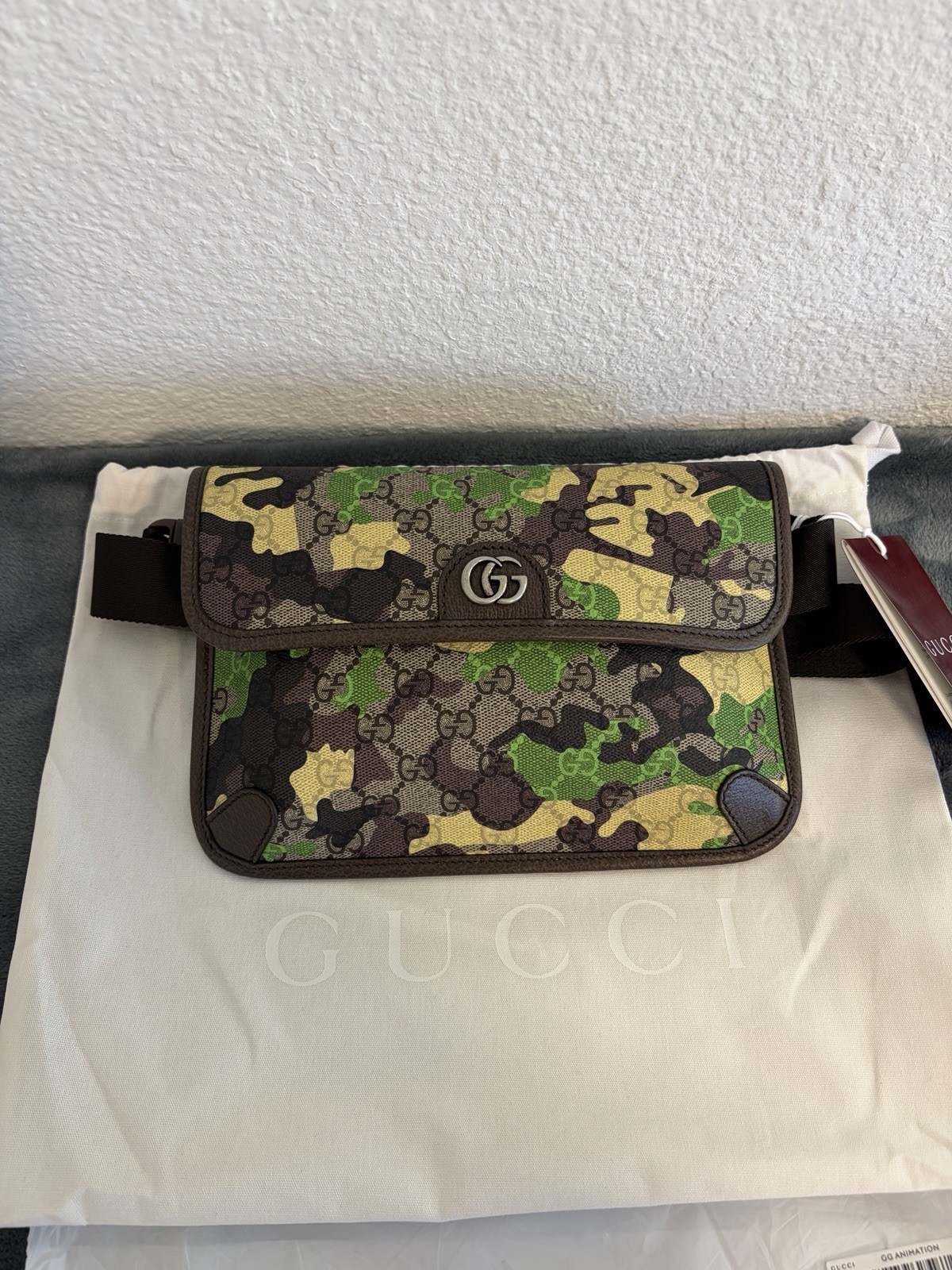 Brand New Gucci GG Supreme Monogram Camouflage Belt Bag Green/Yellow