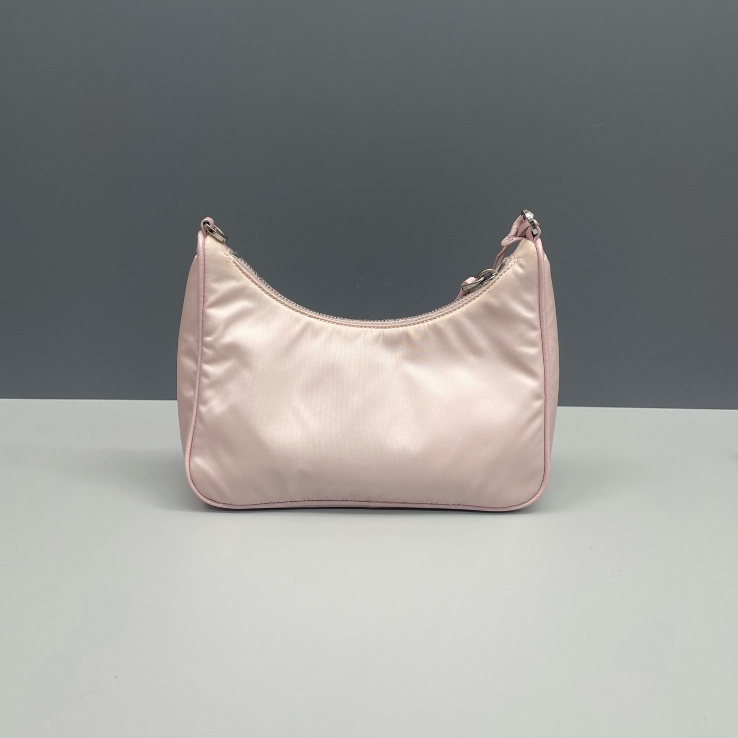 Prada Re-Edition 2005 Hobo Normal Lt Pink Parachute Nylon Crossbody Duty Paid