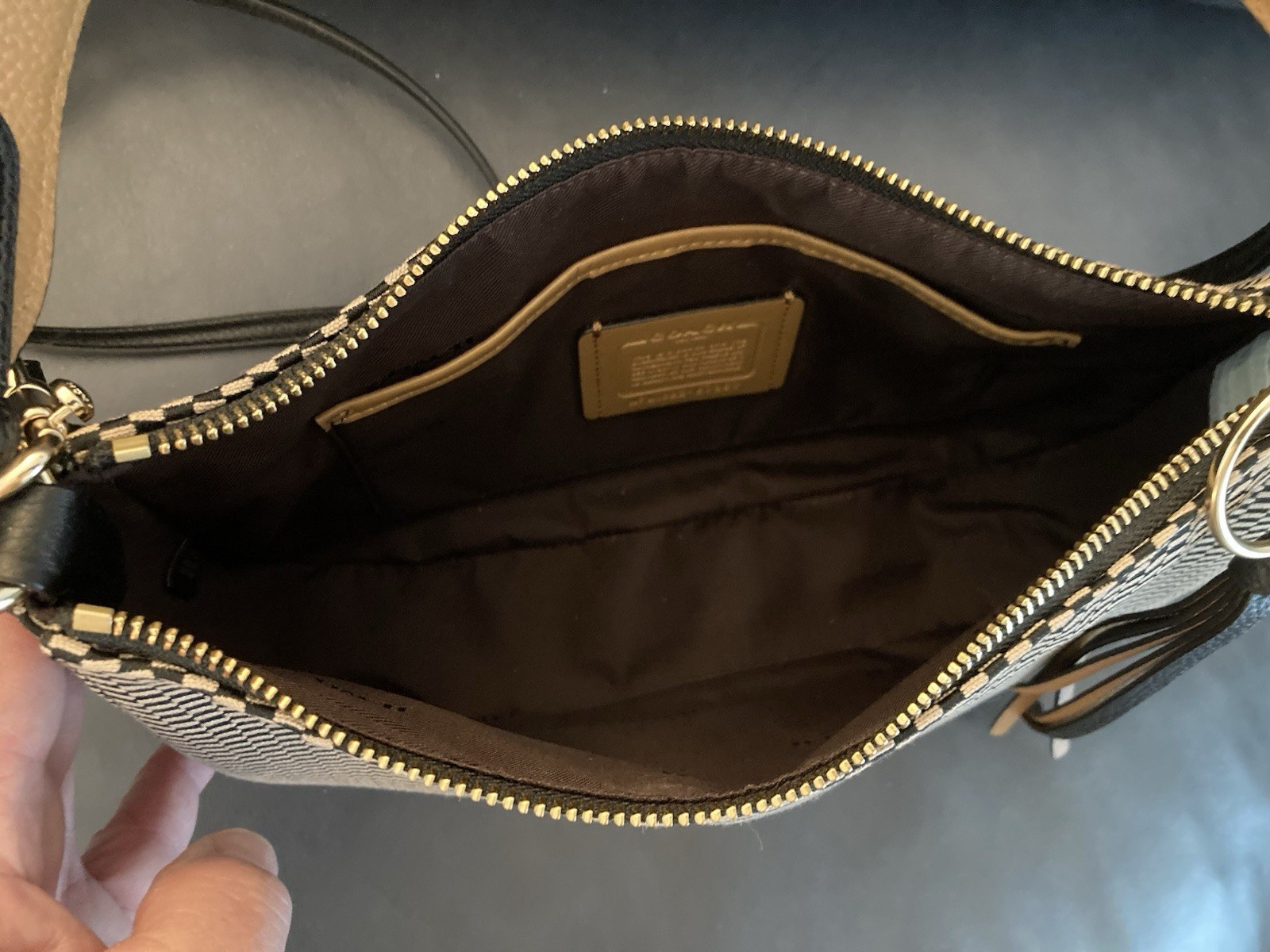 Coach Sutton Hand Bag in Beechwood Legacy Jacquard Print 67367. NWT