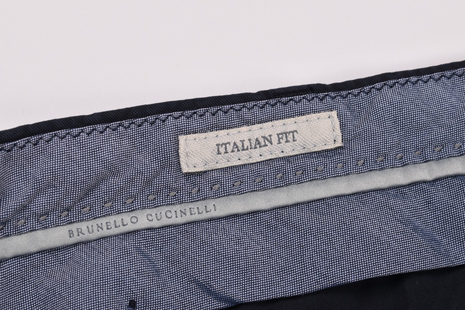 BRUNELLO CUCINELLI MEN’S DARK NAVY ITALIAN FIT CASUAL TROUSERS MSRP $655
