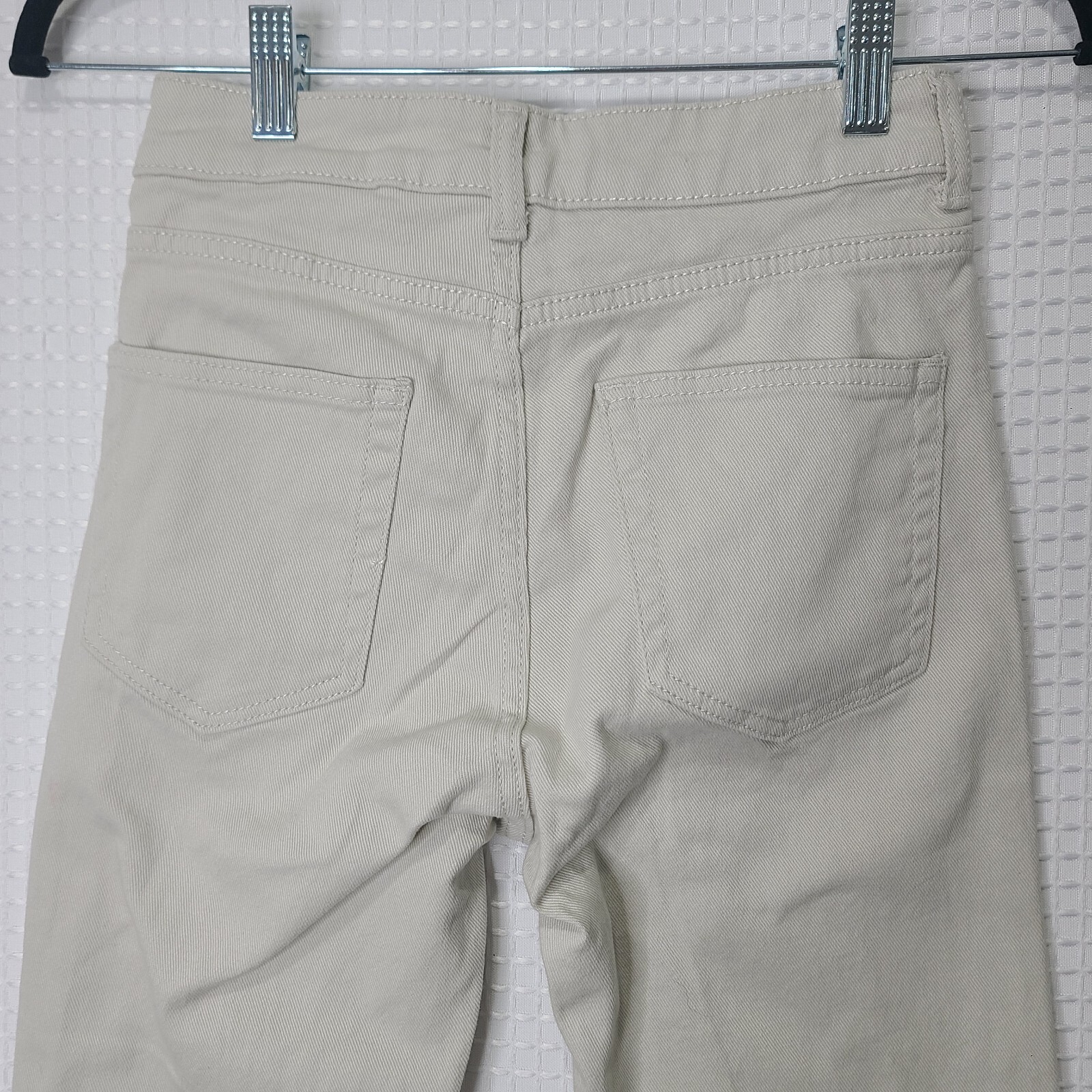 NWD Divided Womens Sz 4 Light Beige/Tan Flare Leg Retro Jeans *Lt Stain
