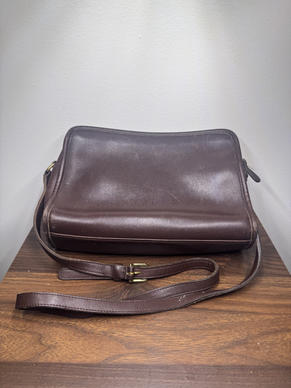 Vintage Coach Sutton Over The Shoulder Bag E9C-9814 Mahogany Purse Satchel