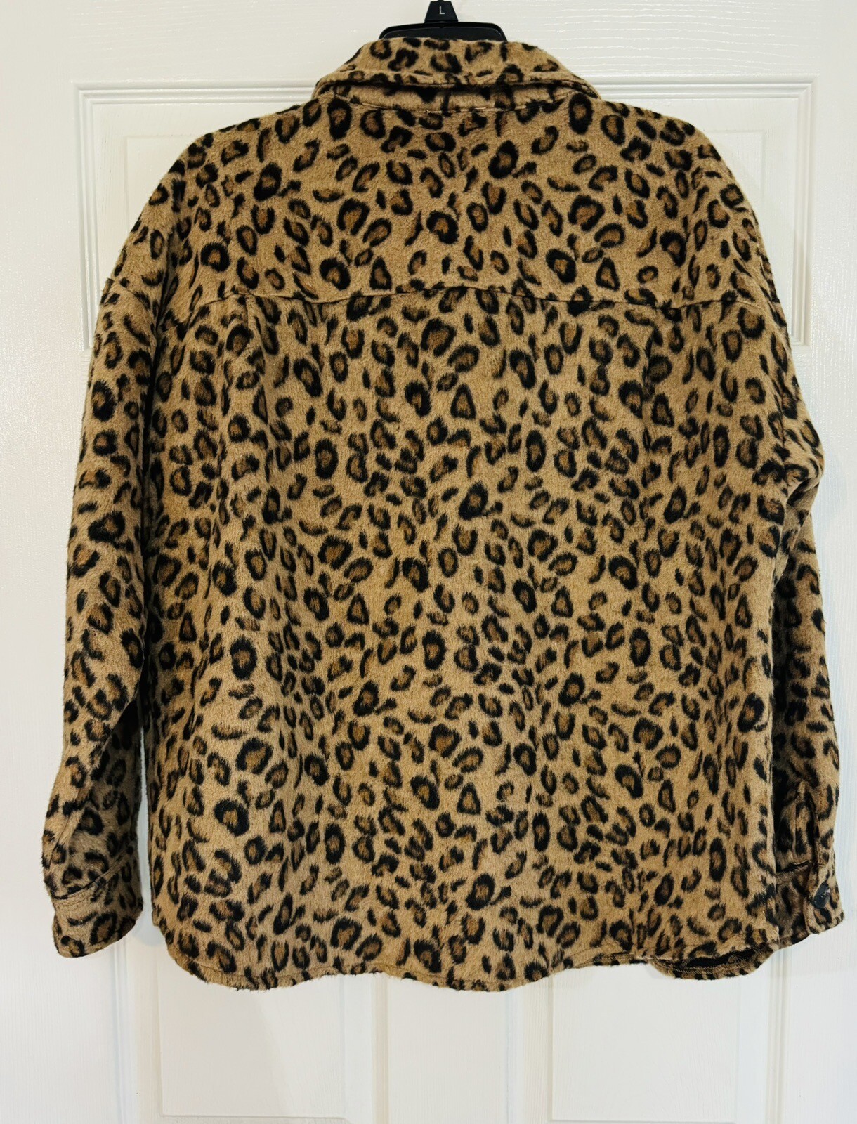 Women’s XL Classic Leopard Print Shacket Button Up w/ Front Pockets Shirt Jodfli