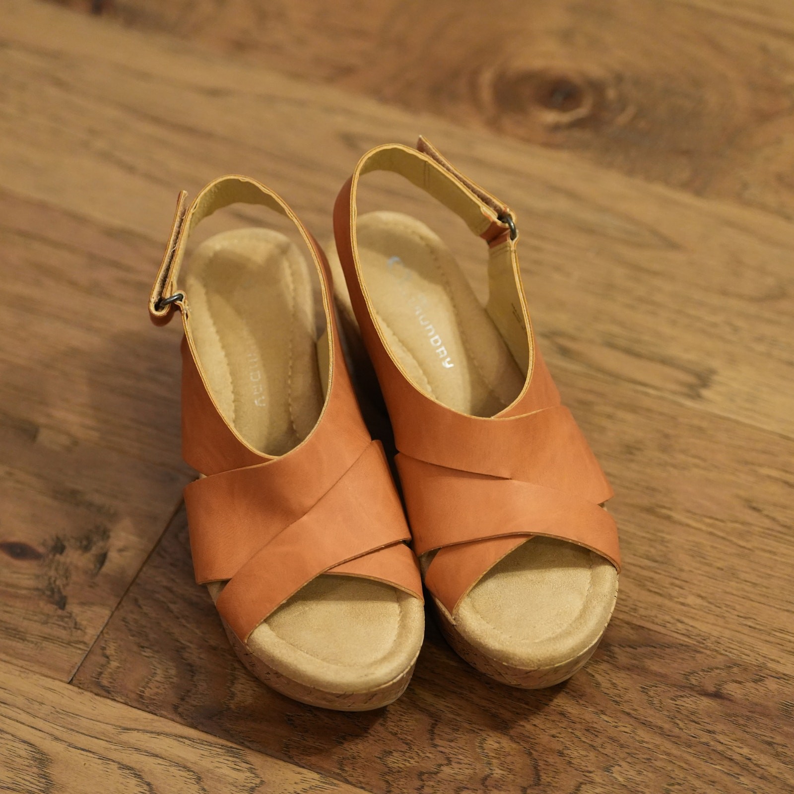 CL by Laundry Cork Wedge Sandals – Tan – Size 7.5