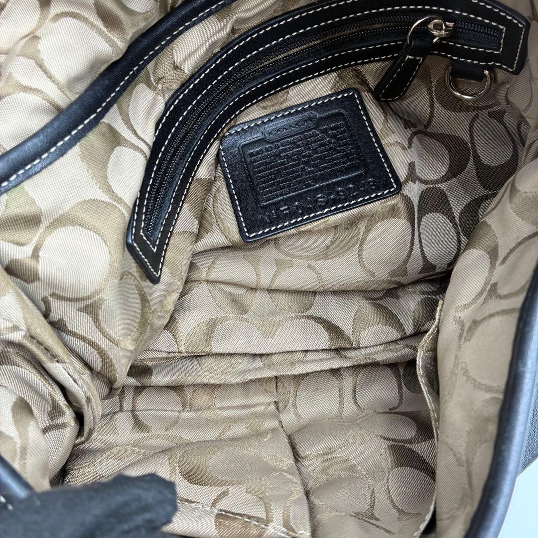 COACH Soho Hobo Shoulder Bag Black Leather Pre-Owned Charm Included 31x17x7 cm