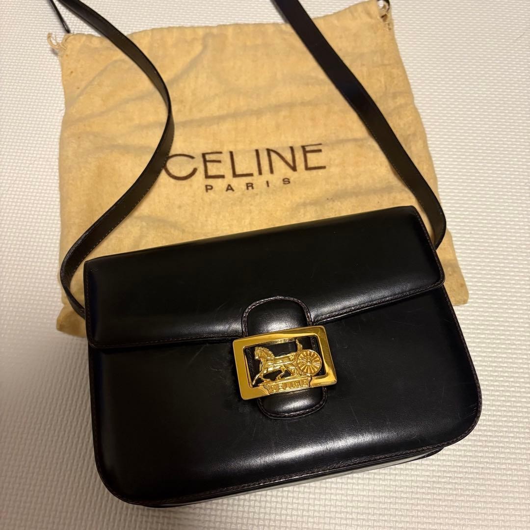 CELINE Black Leather Vintage Shoulder Bag Horsebit Carriage Hardware Authentic