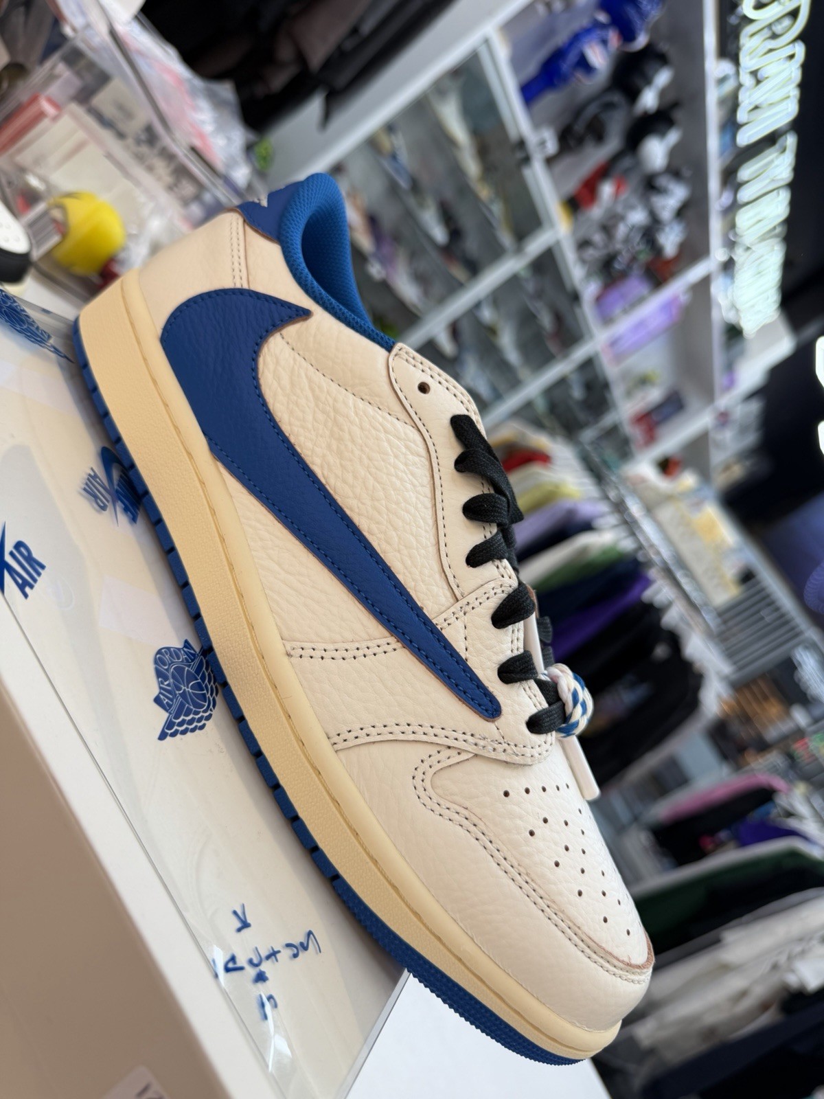 Fragment Travis Scott Air Jordan 1 Retro Low Sail Military DM7866-104 Size 11.5