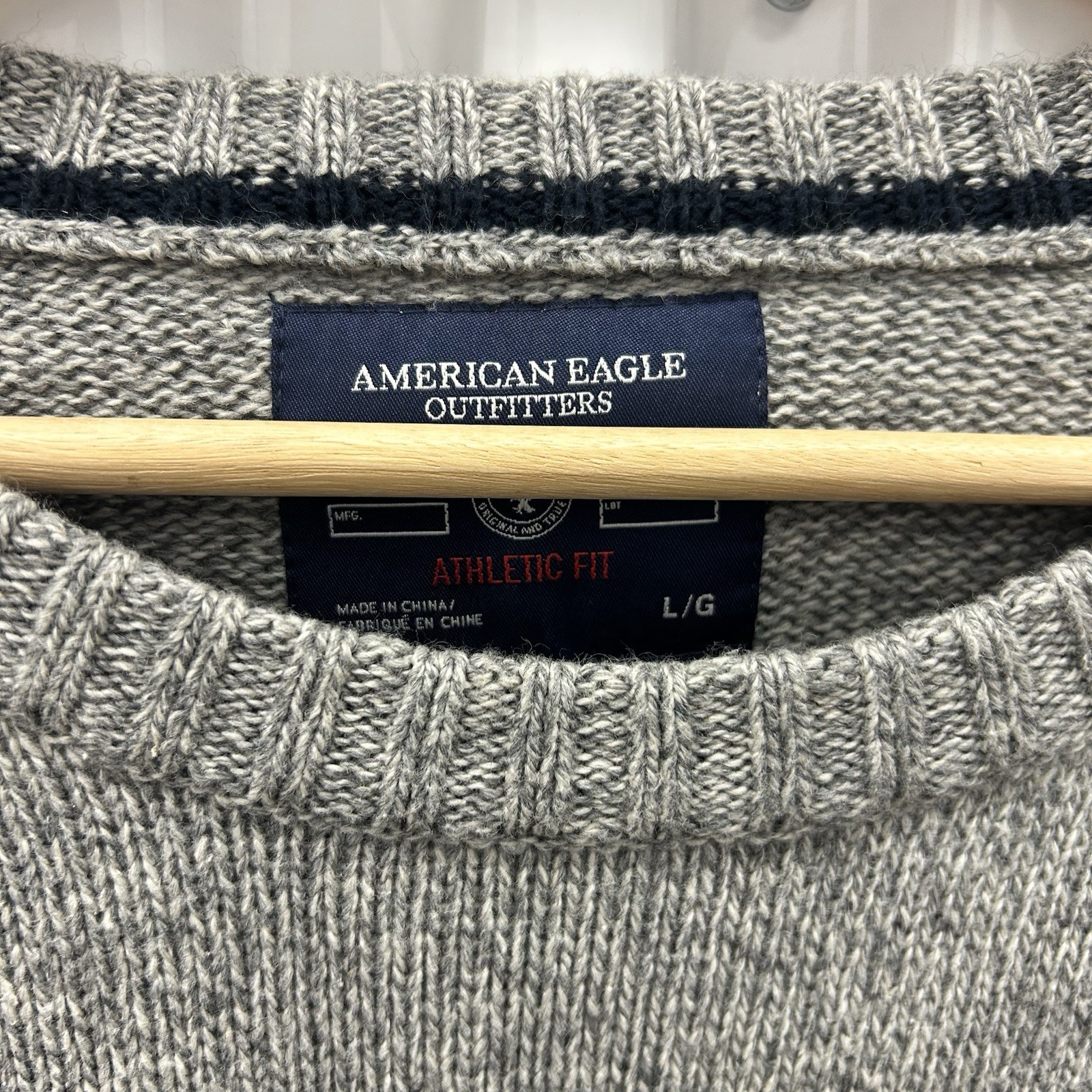 F/W 2013 American Eagle Casual Knit Grey Sweater with Elbow Patches Size L