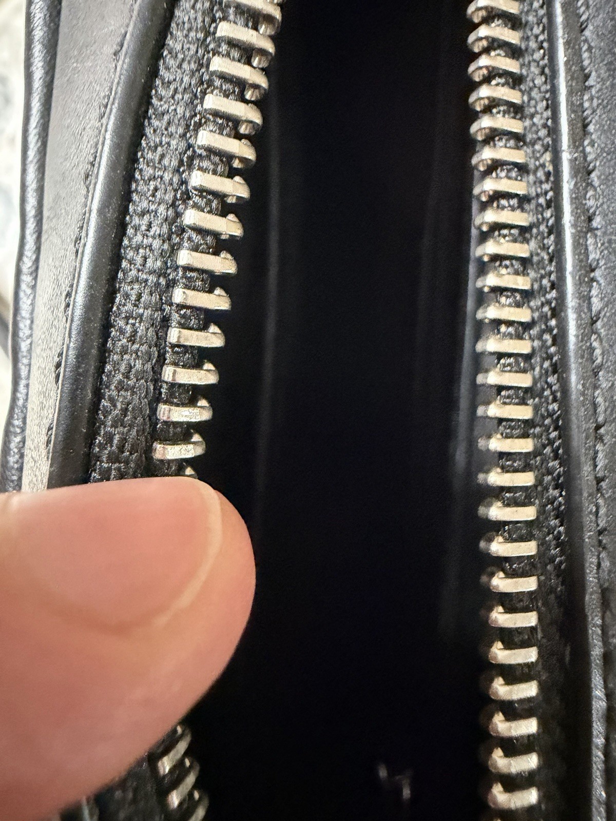 Michael Kors Black Small Zip Crossbody Bag Silver Chain Strap Tassel Detach