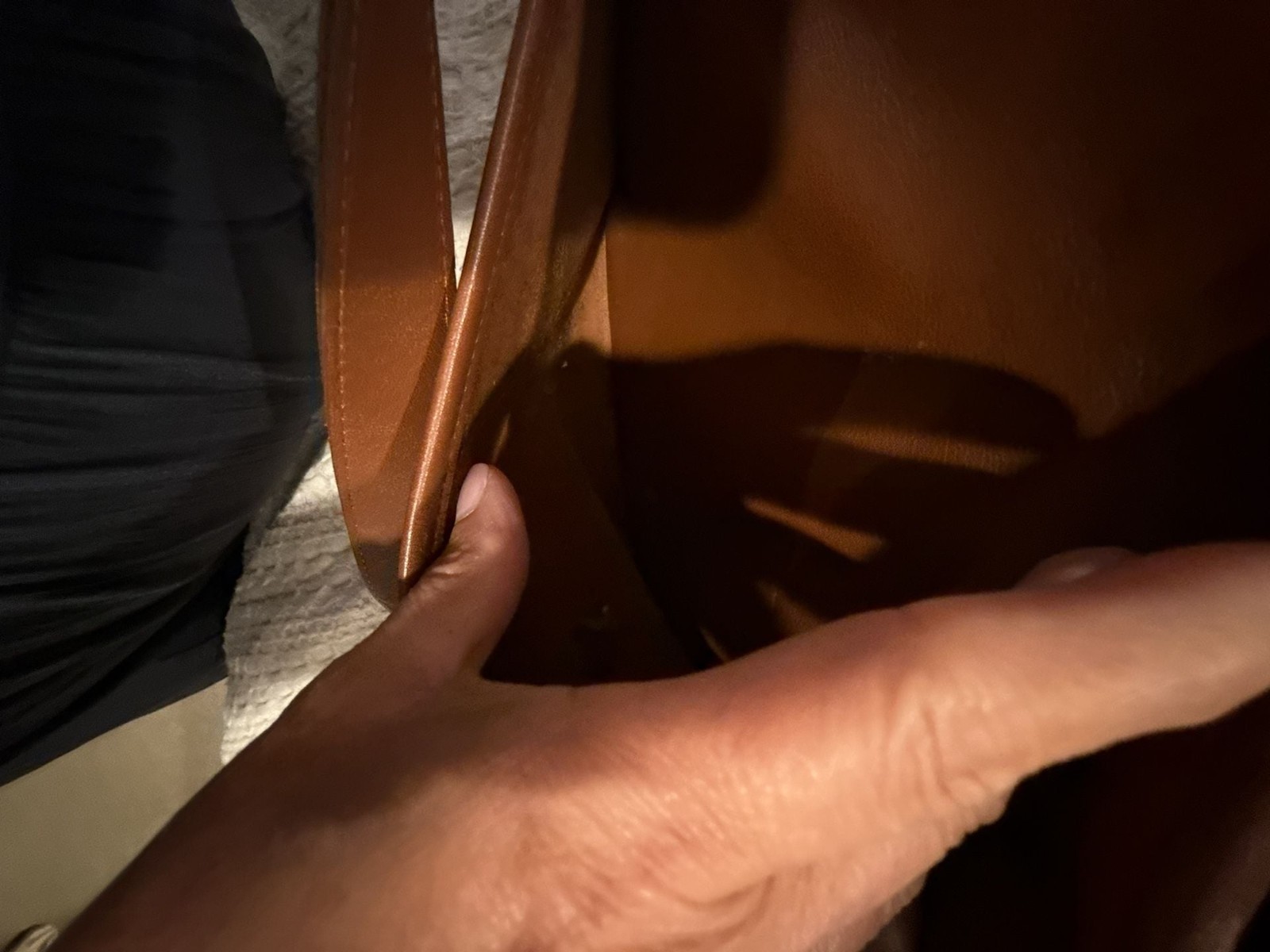 Vintage Coach Leather Shoulder Bag in British Tan