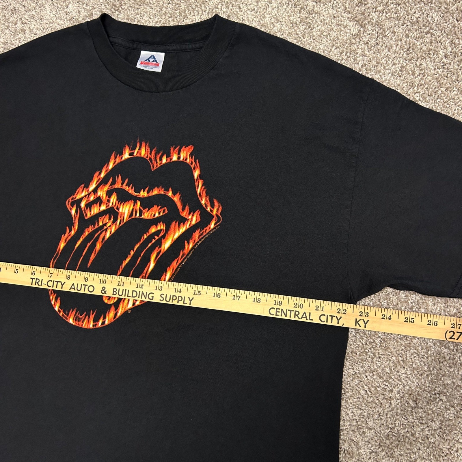 Vintage y2k 2004 Rolling Stones Flaming Tongue Tshirt Size XL Alstyle Band