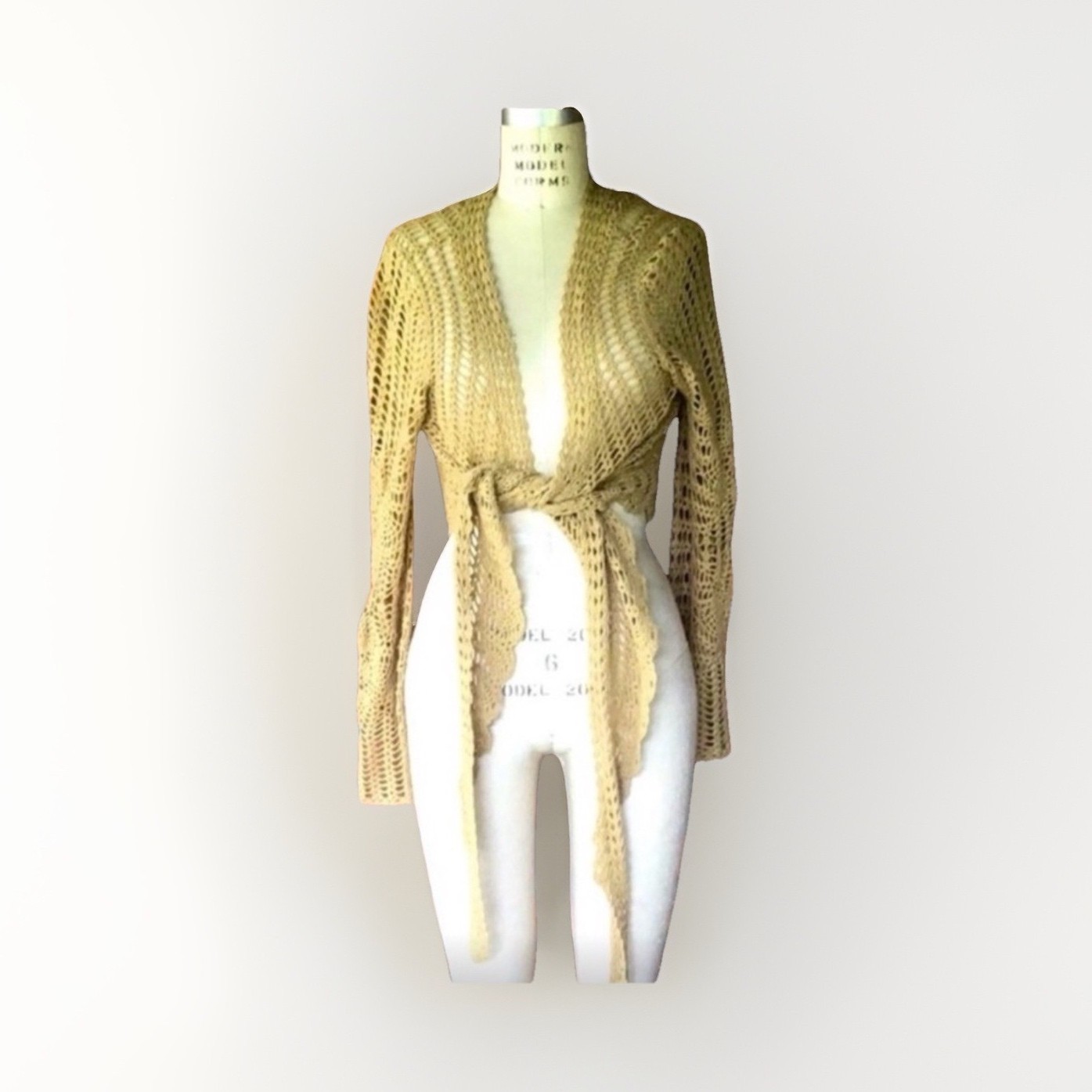Vintage Karen Kane Beige Crochet Open-Knit Tie-Front Cardigan Sweater M V-Neck