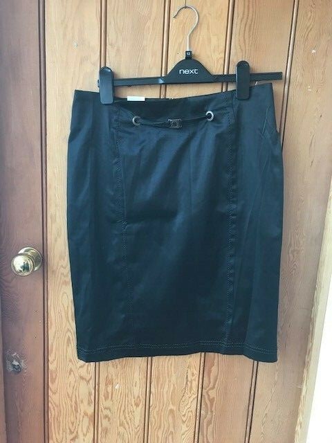steillman black satin eyelet belt detail pancil skirt uk 14 but think smaller
