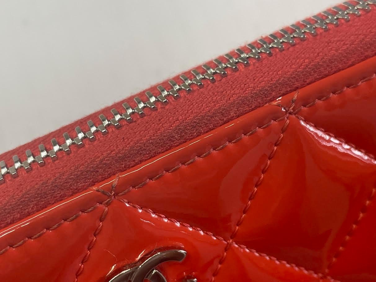 Authentic CHANEL CC Matelasse Patent Leathe Zip Around Zippy Long Wallet S#53179