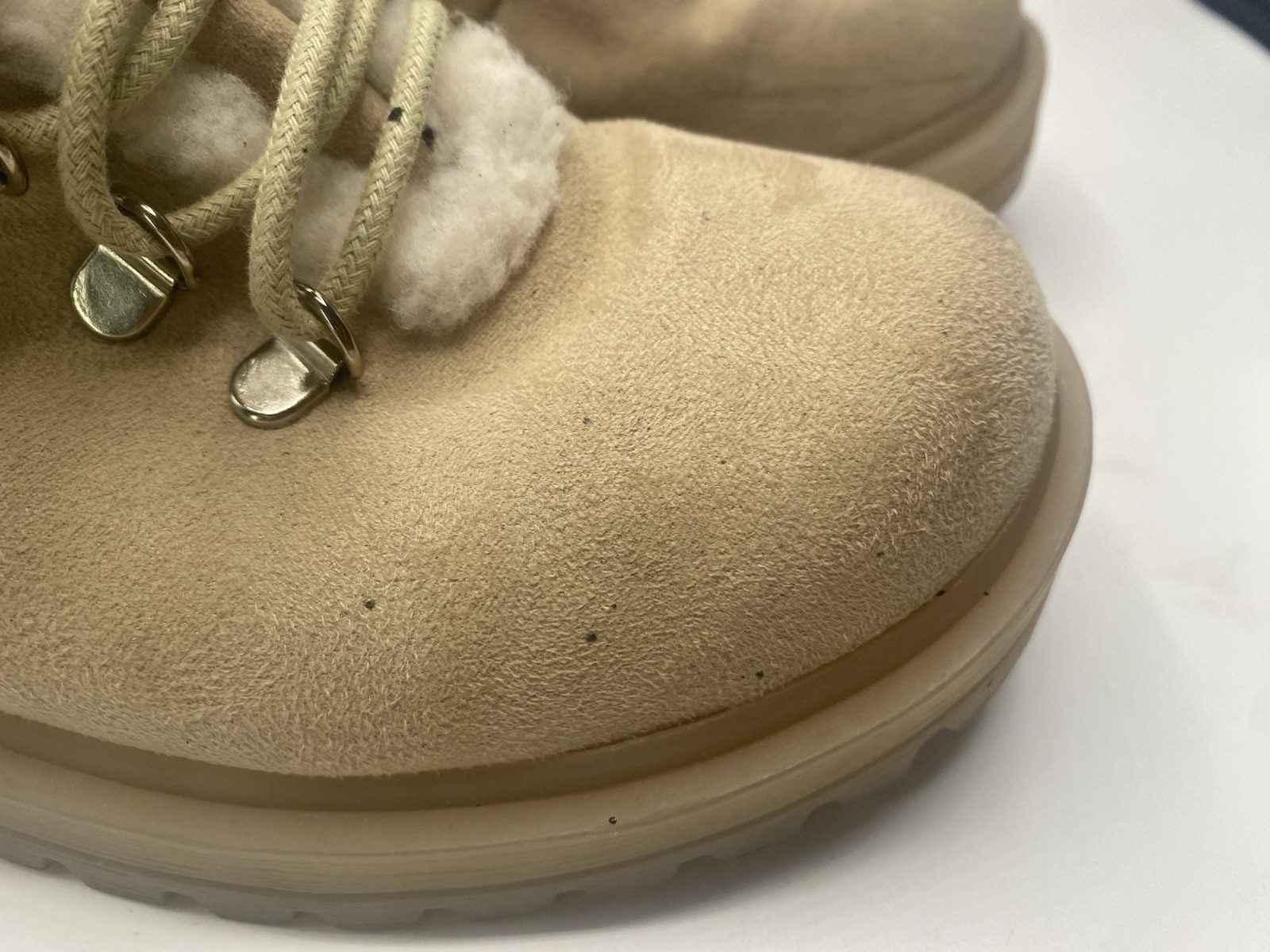 Soda Womens ankle high winter boots 7.5 all man made material faux fur