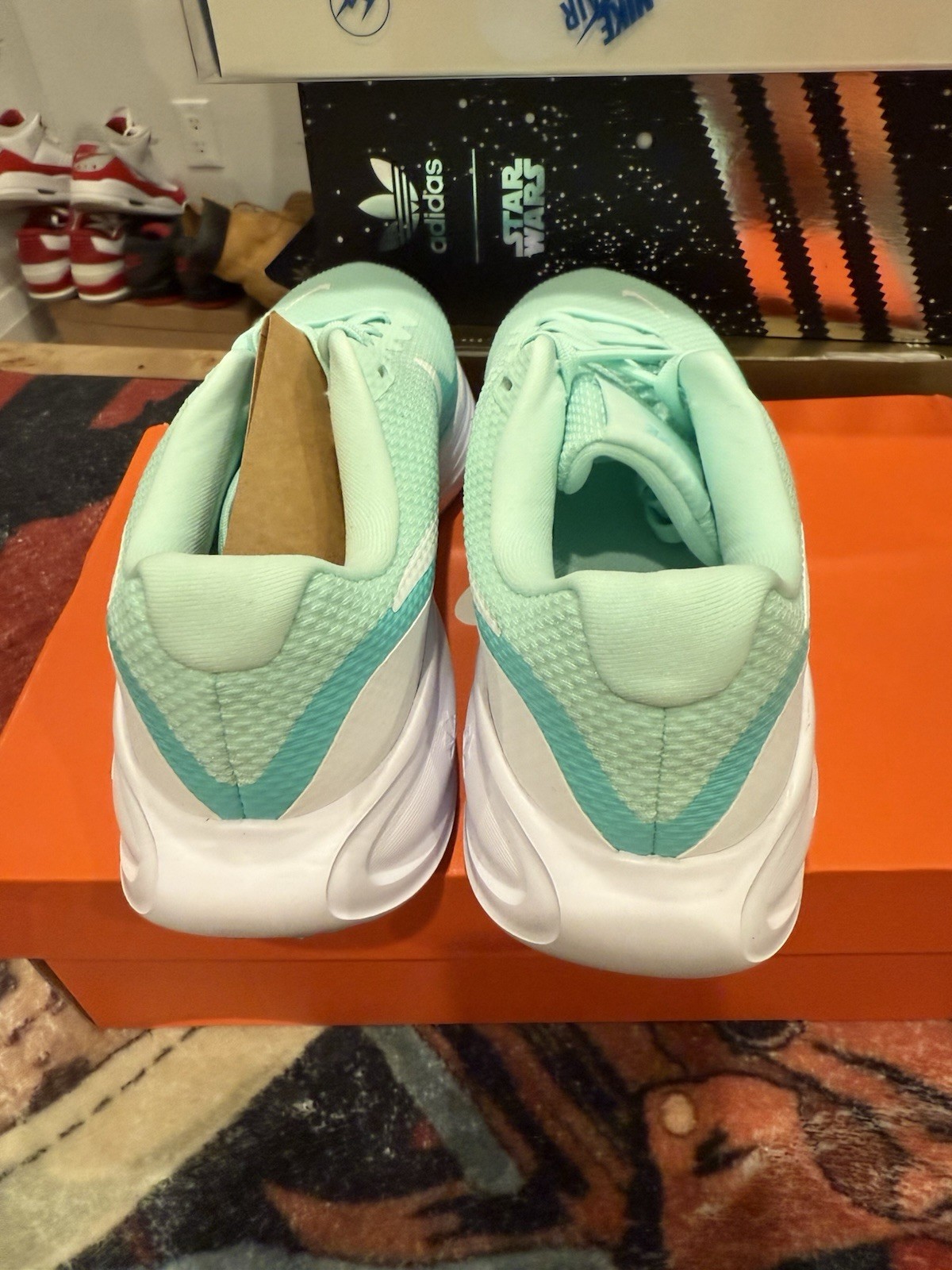 Nike Revolution 8 Women’s Size 9 Mint Foam New In Box Fast Shipping