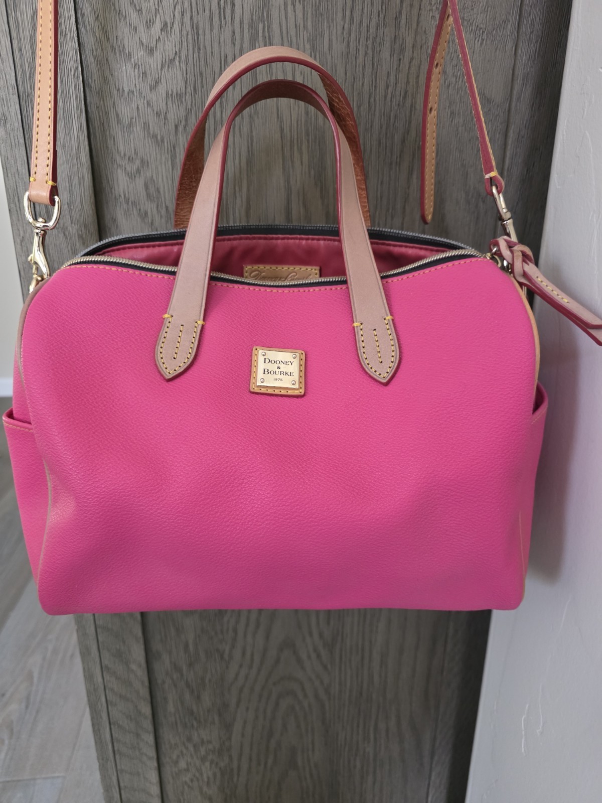 Dooney & Bourke Purse