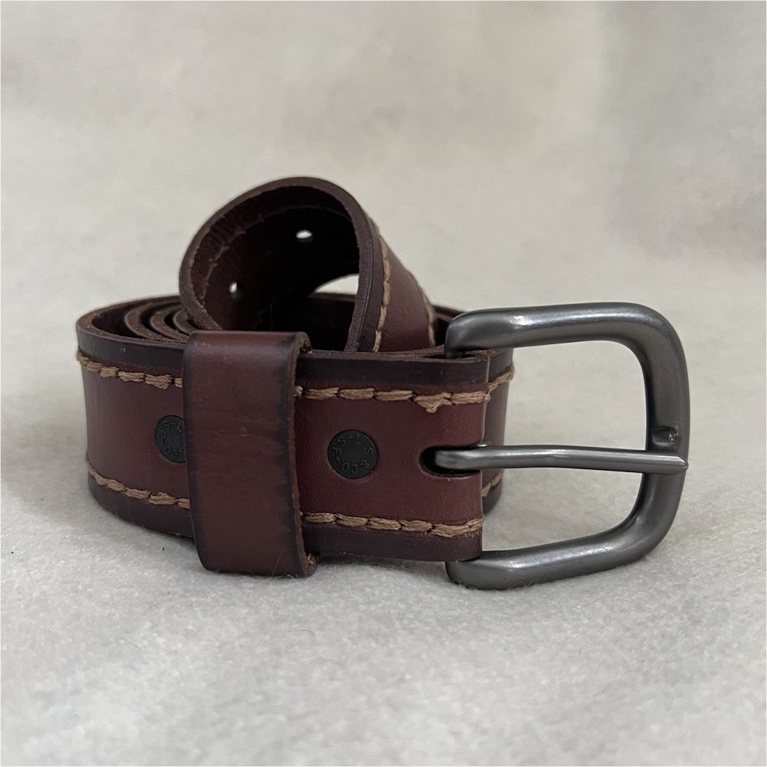 Levi’s Men’s Multi Brown Leather Belt l Size 38-40 l 1.5” Solid Buckle