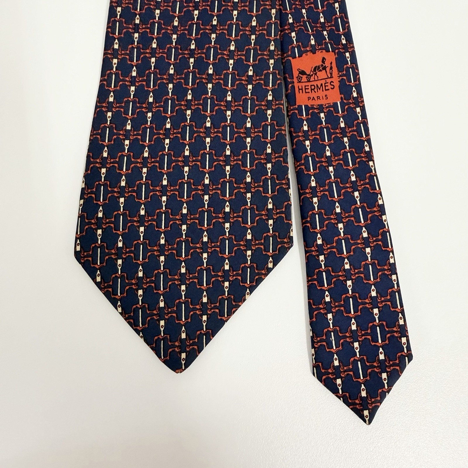Hermes Men’s Tie Chain Links Navy/Red/Khaki Silk 703 OA 3 1/8″ (W) x 55″ (L) euc