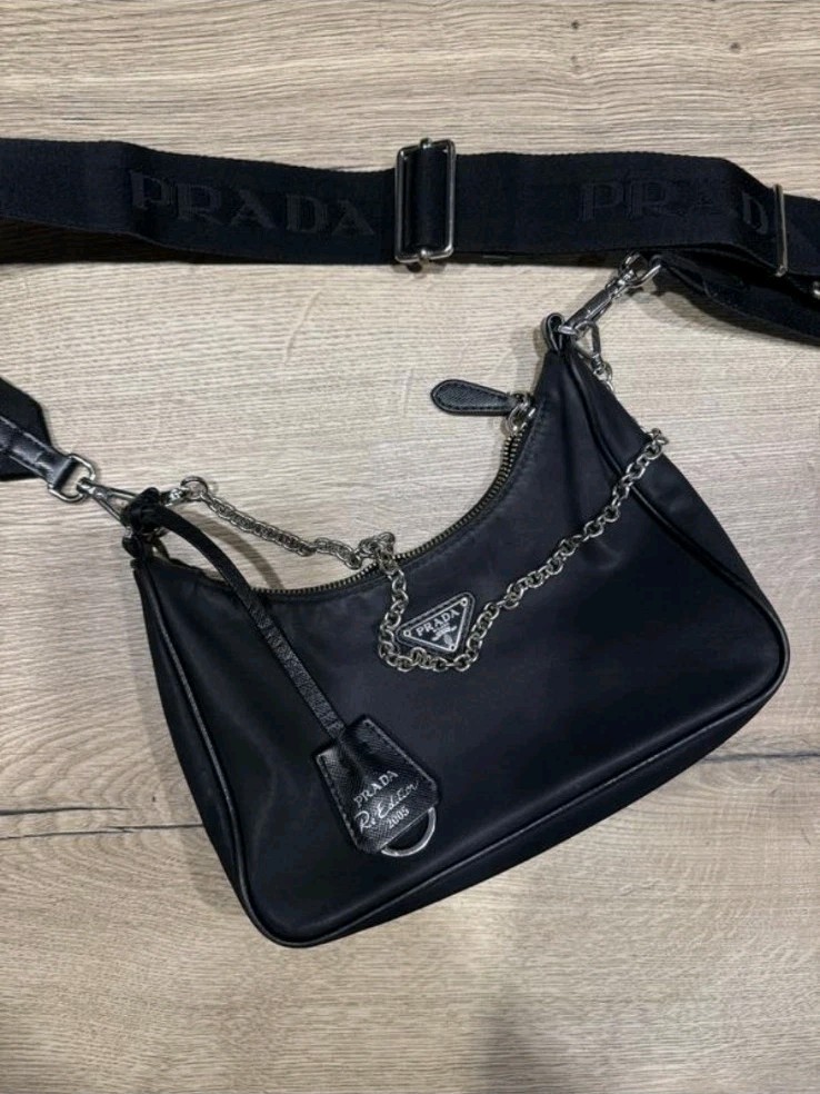 Prada Re-Edition 2005 Black Nylon Shoulder Bag Chain Strap Crossbody Purse Y2K