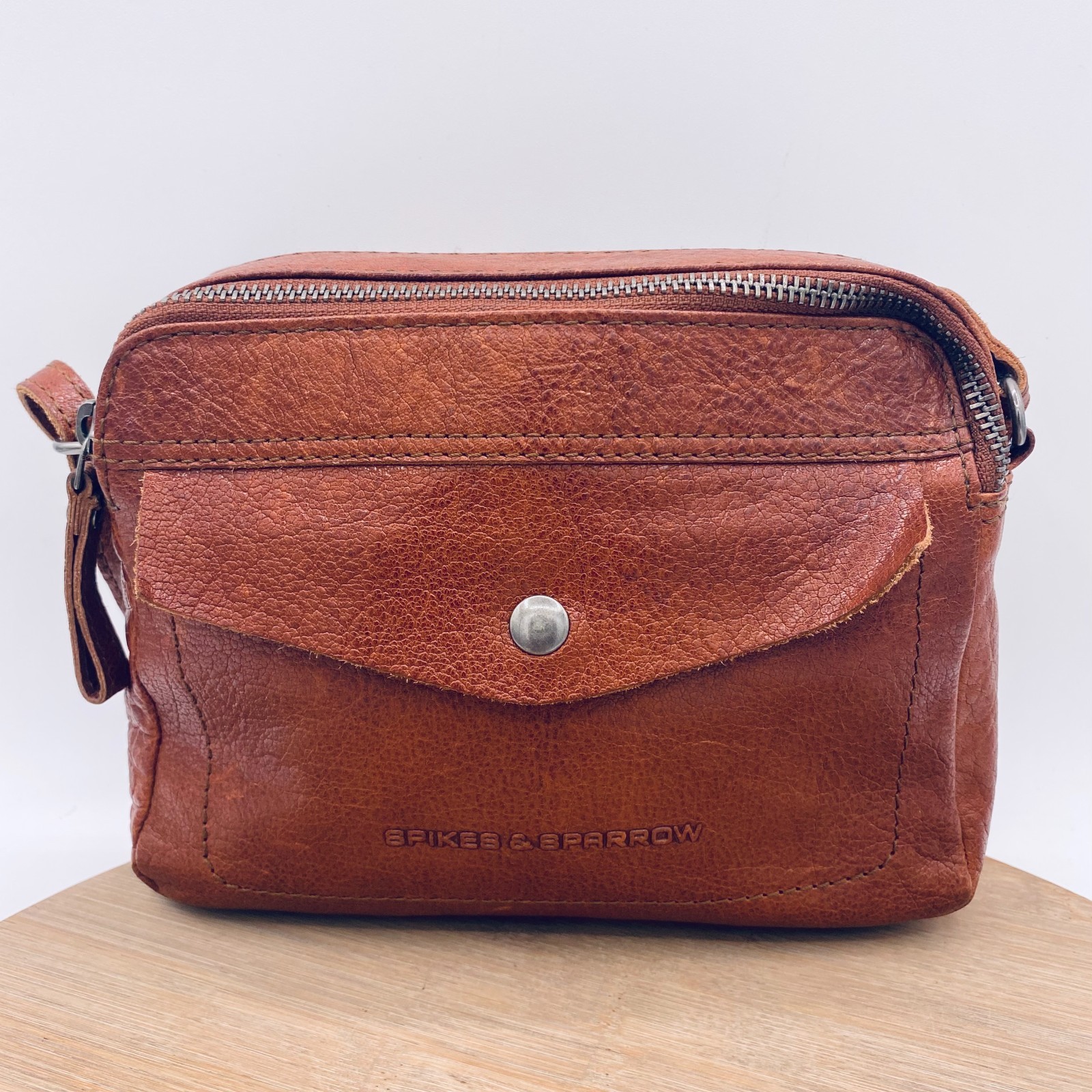 Spikes & Sparrow Leather Crossbody Bag Brown Messenger Purse Small Boho
