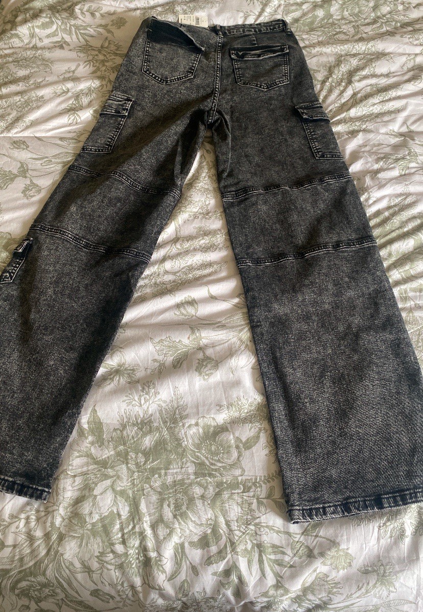 Windsor Women’s Black Acid Wash Wide-Leg Cargo Jeans Size S Stretch