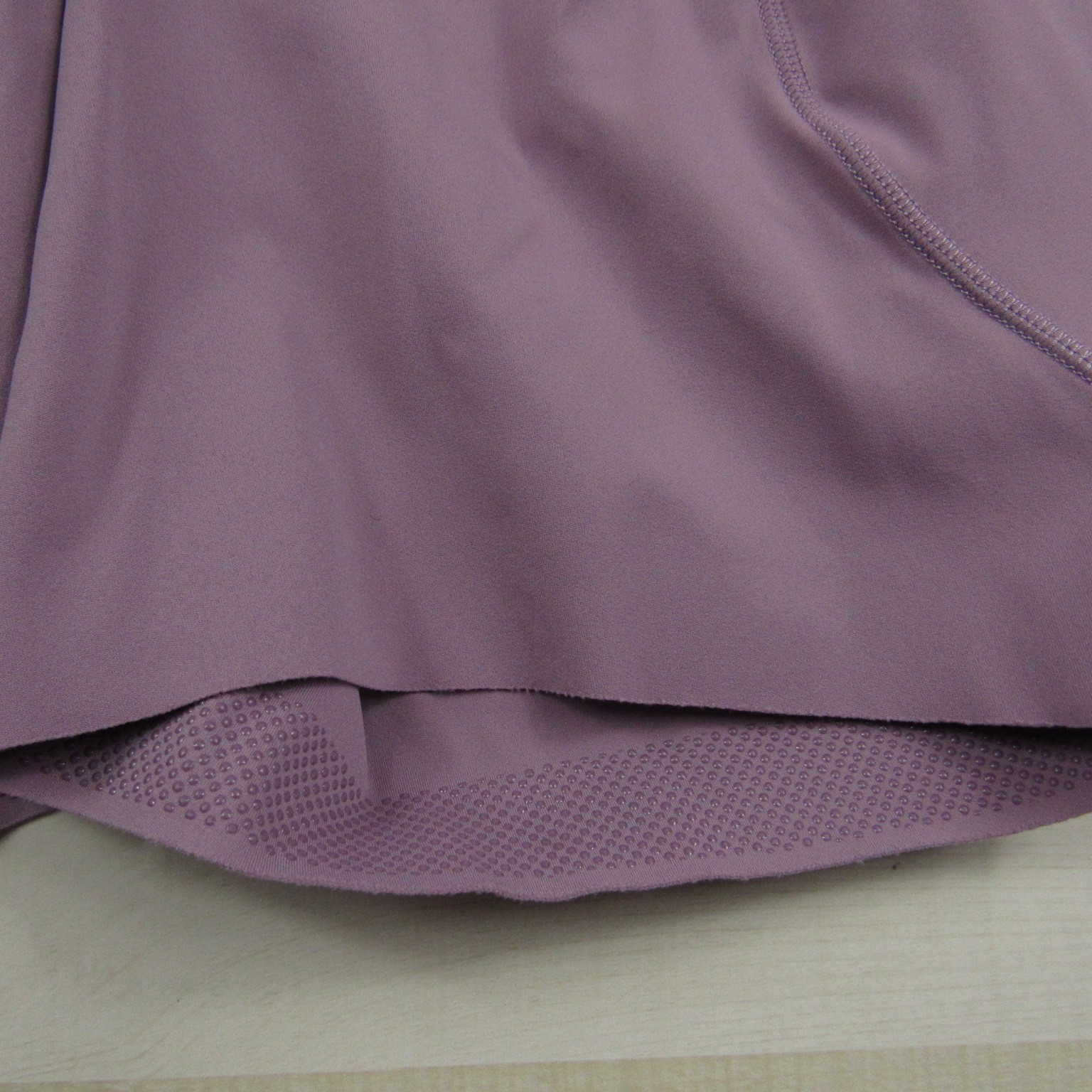 Lululemon Shorts Womens 4 Purple Align Athleisure Gym Yoga Active Stretch
