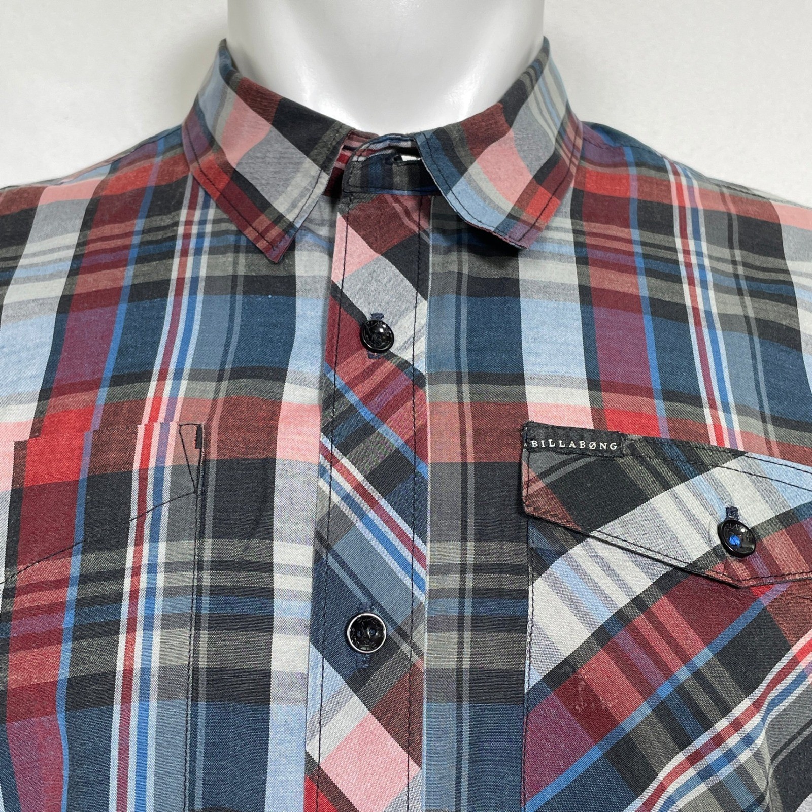 Billabong Reguar Fit Multicolor Plaid Long Sleeve Button Down Shirt Men’s LARGE