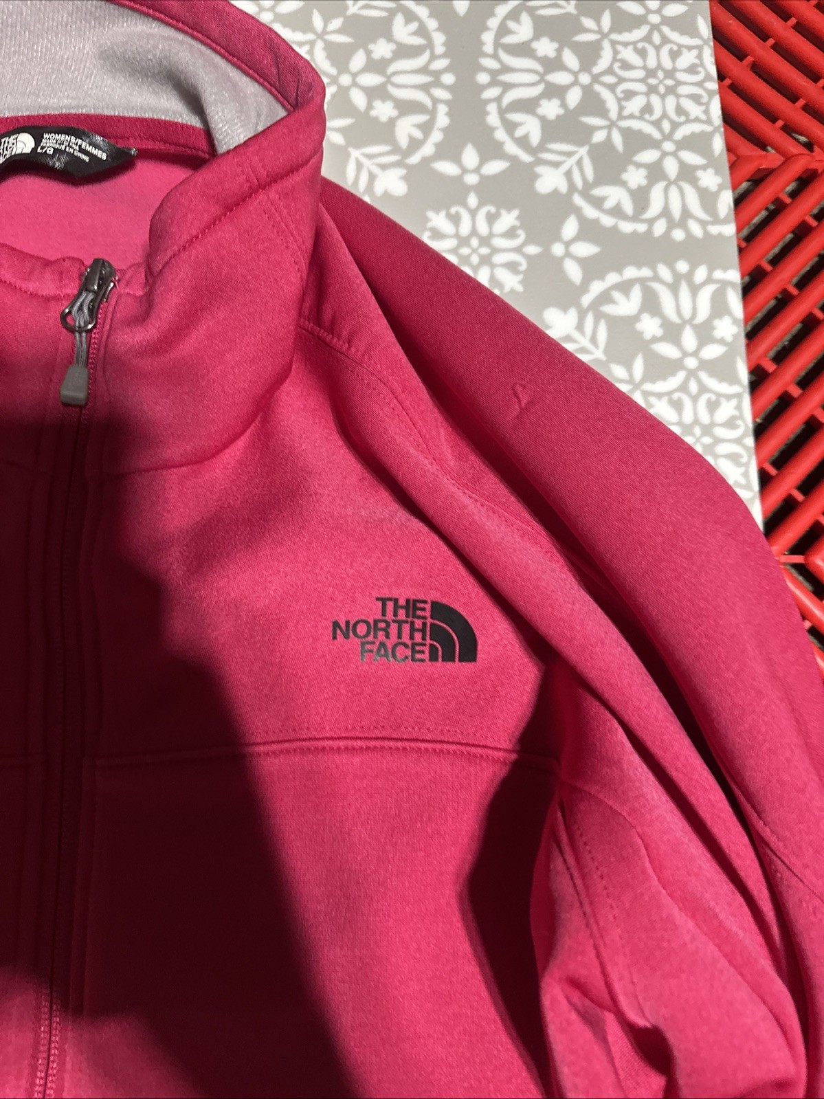 Dark Raspberry Pink THE NORTH FACE Jacket L