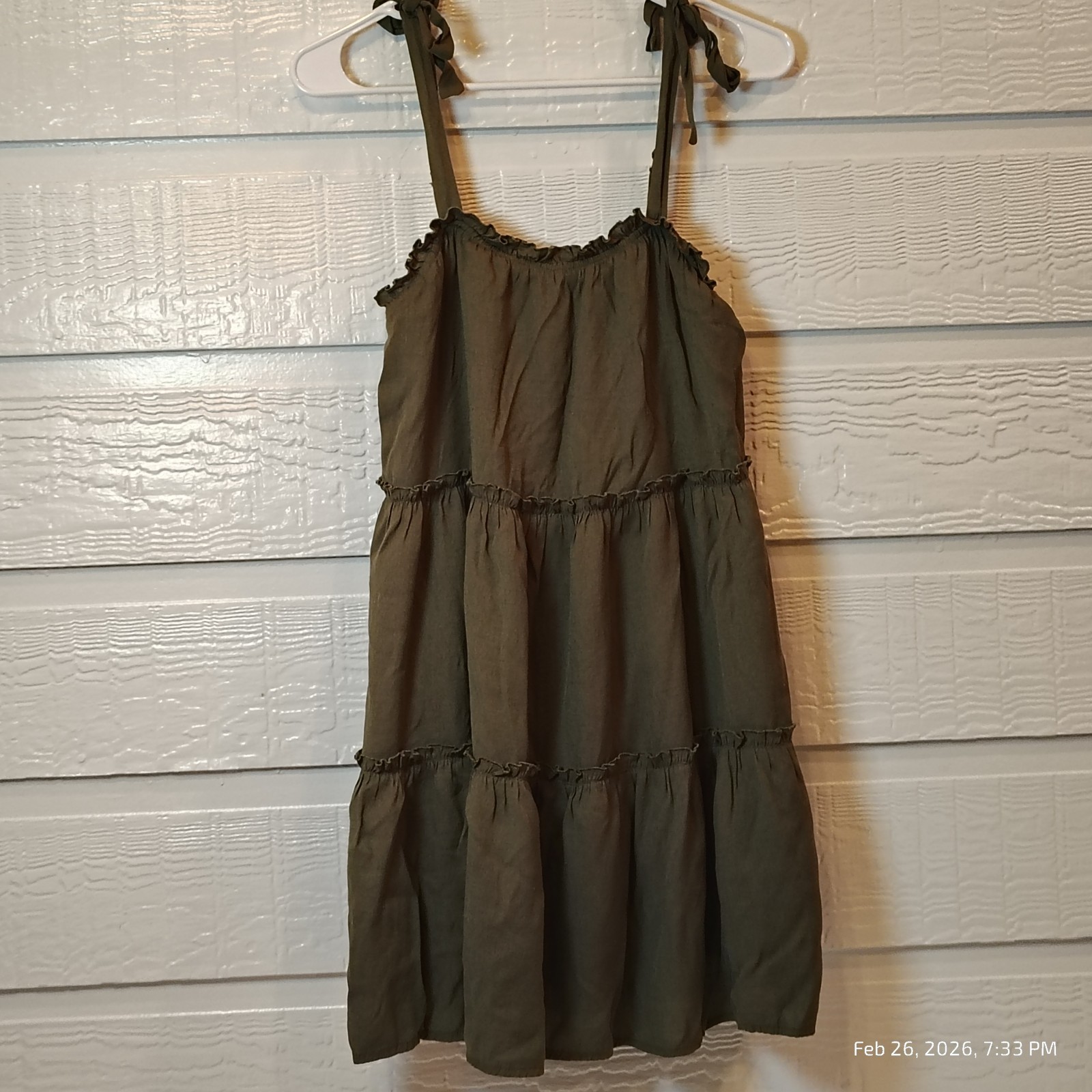 ALTAR’D STATE TIERED SUNDRESS WOMEN SZ MEDIUM GREEN SPAGHETTI TIE STRAP WHIMSY
