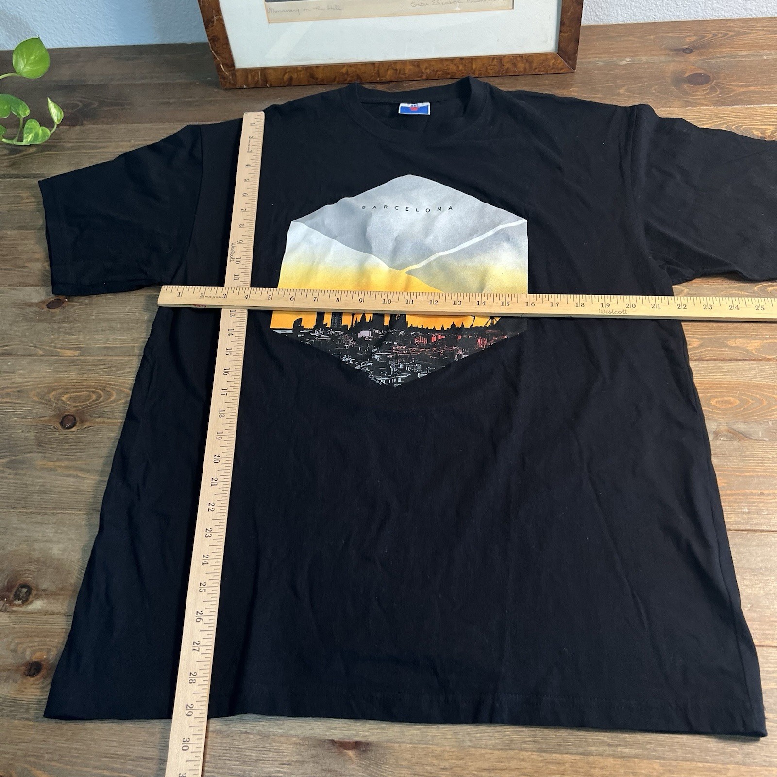 Safon Black Barcelona Made in Spain 2002 VTG Y2K – Size XXL T-Shirt Top Tourist