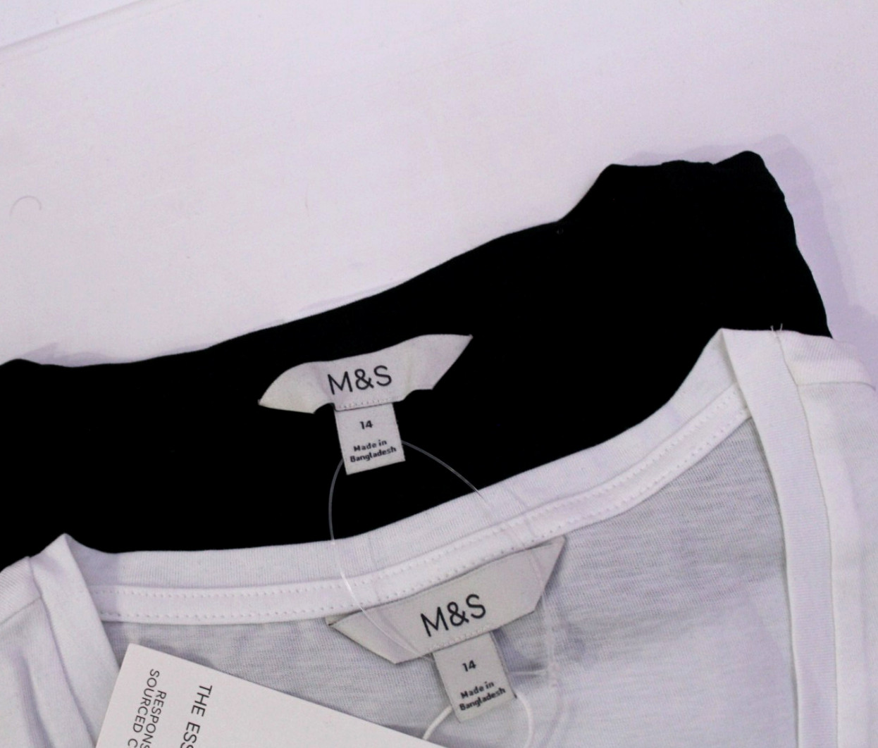 M & S Ladies 2 Pack Short Sleeve V Neck Tops T-Shirt ~ Black/White ~ Size 14