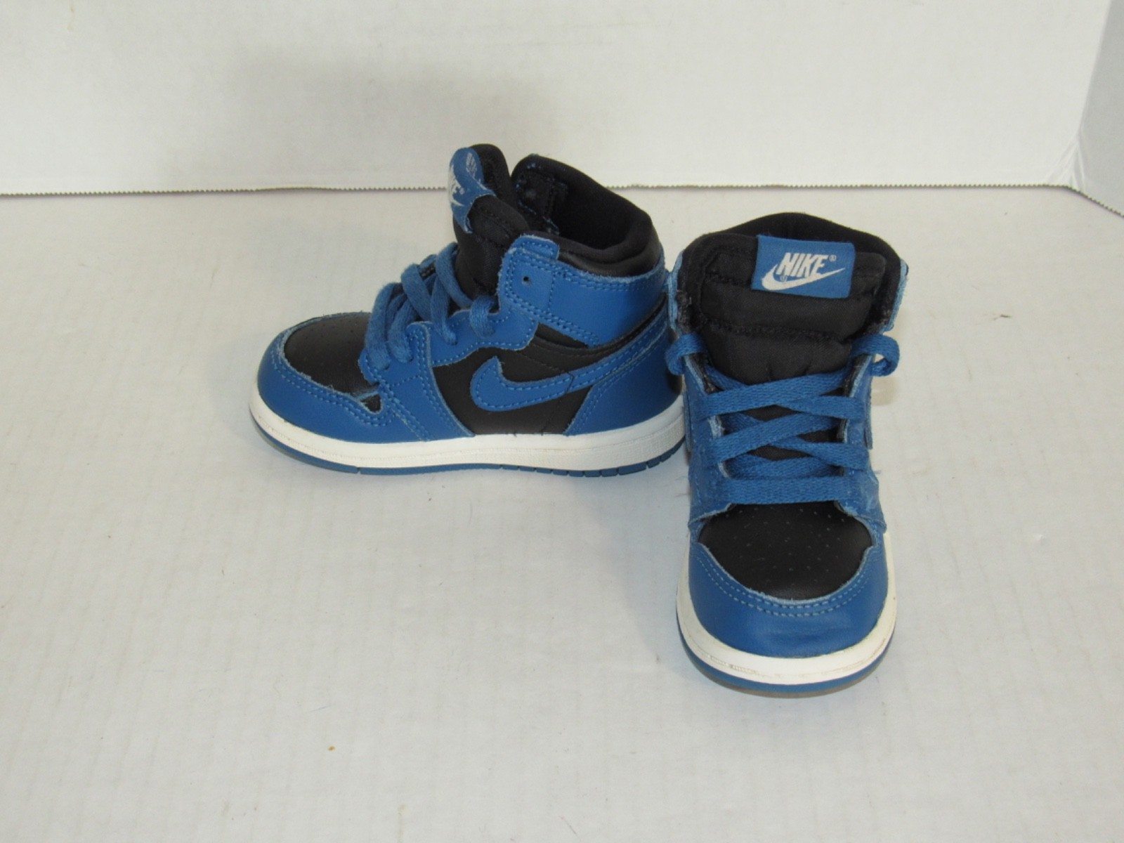 Air Jordan Retro 1 High OG ‘Dark Marine Blue’ Shoes AQ2665-404 Toddlers Size 6C