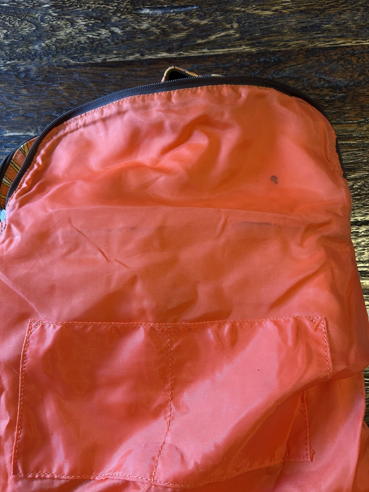 Roxy Vintage Backpack with a 70’s style.