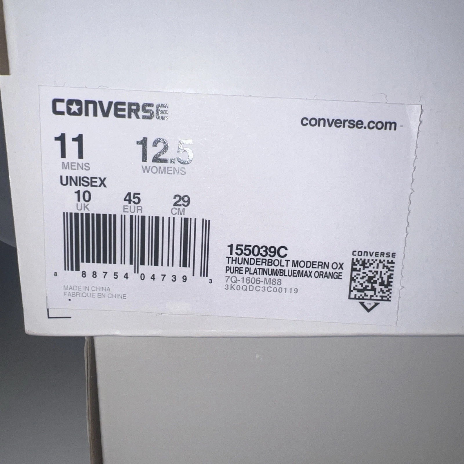 NEW IN BOX-CONVERSE Thunderbolt Modern OX Sneaker – USMEN 11 / US WOMENS 12.5