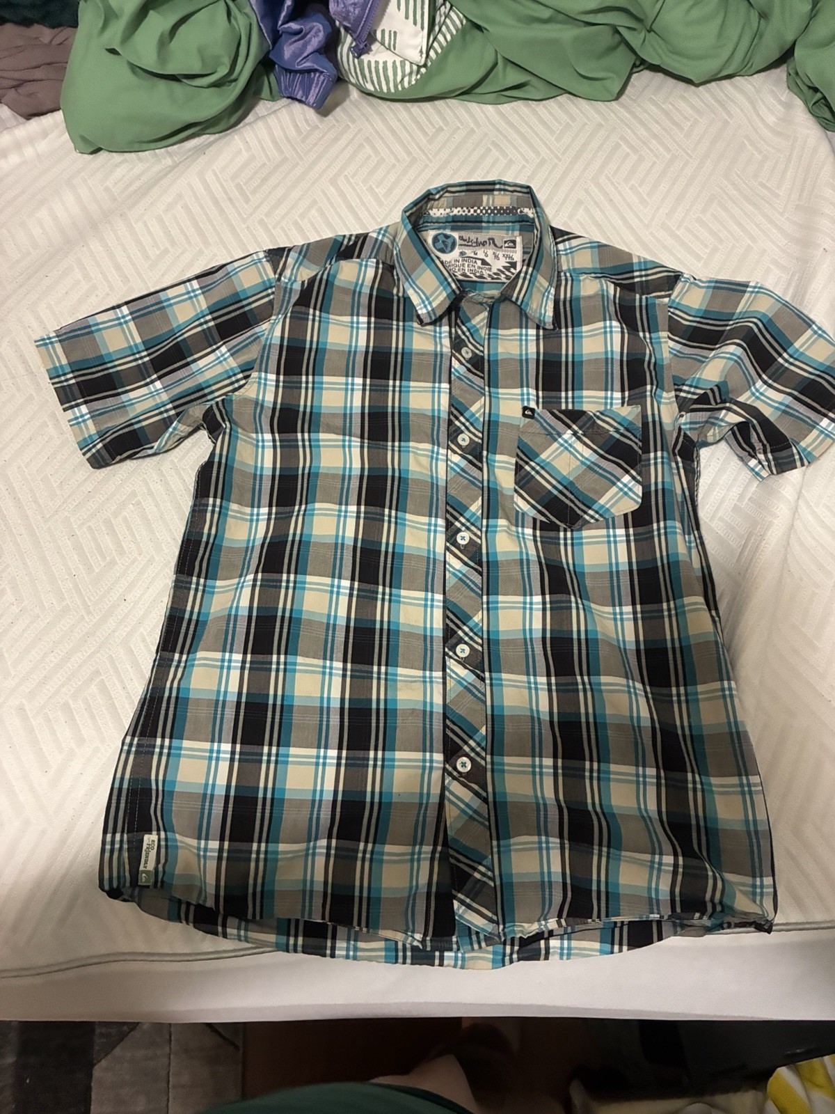 Quiksilver! Men’s Plaid Short Sleeve Button-Up Woven Cotton Pocket Shirt M