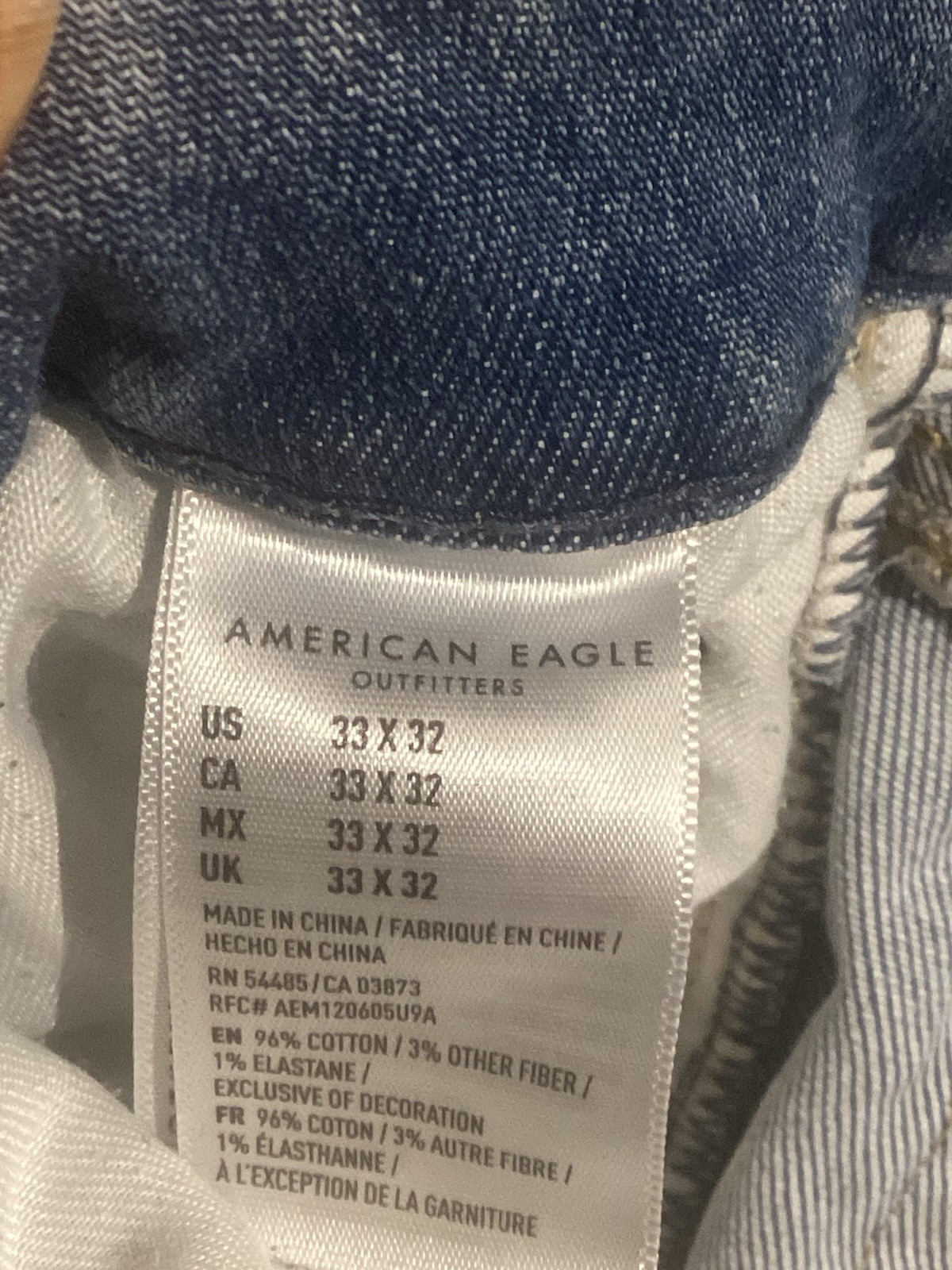 American Eagle Men’s Next Level Air Flex Slim US 33×32–Light Blue -Distressed