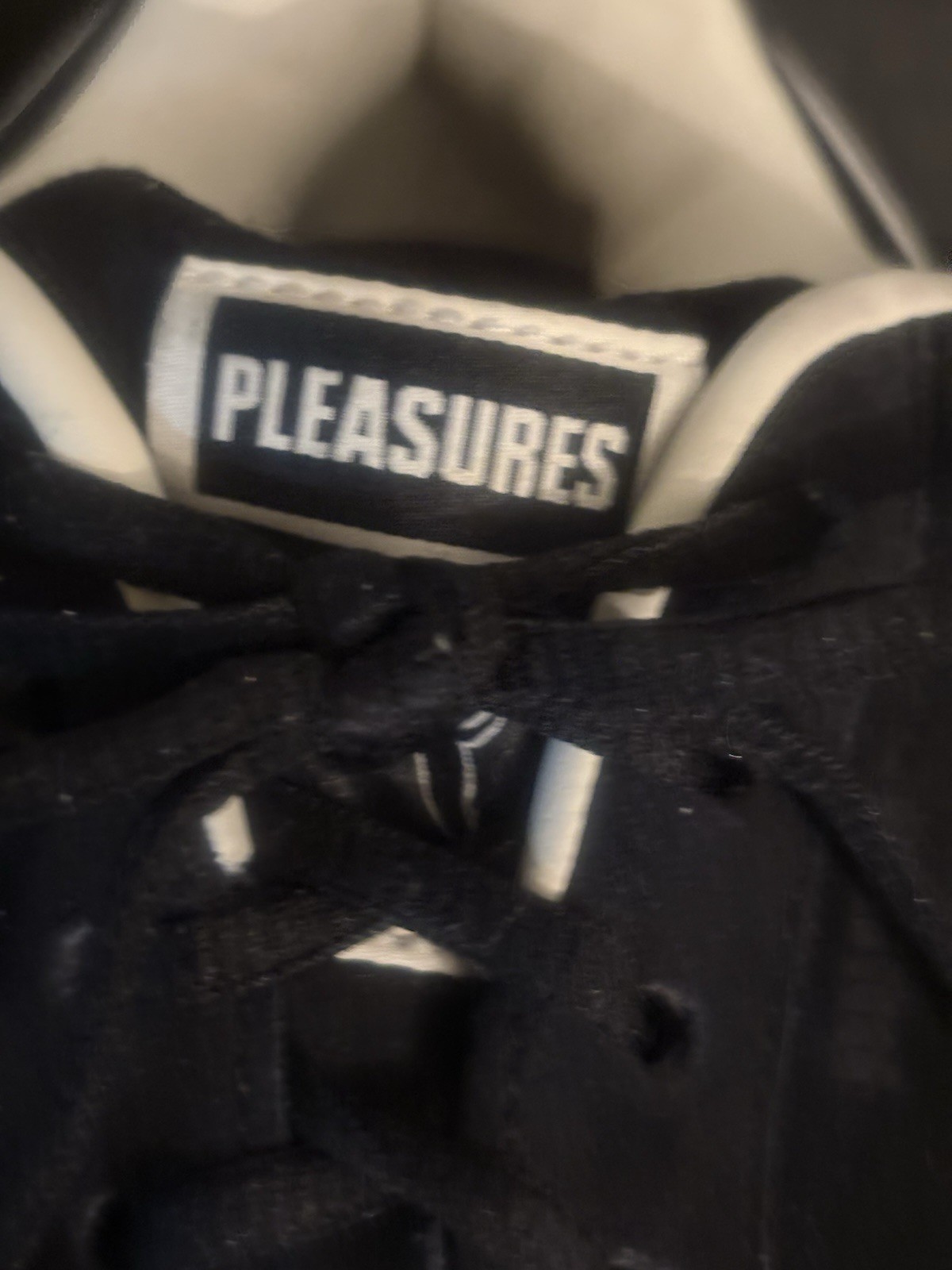 PUMA Pleasures x Suede XL Men’s Suede Low Top Lace-Up Black/White 396057-01