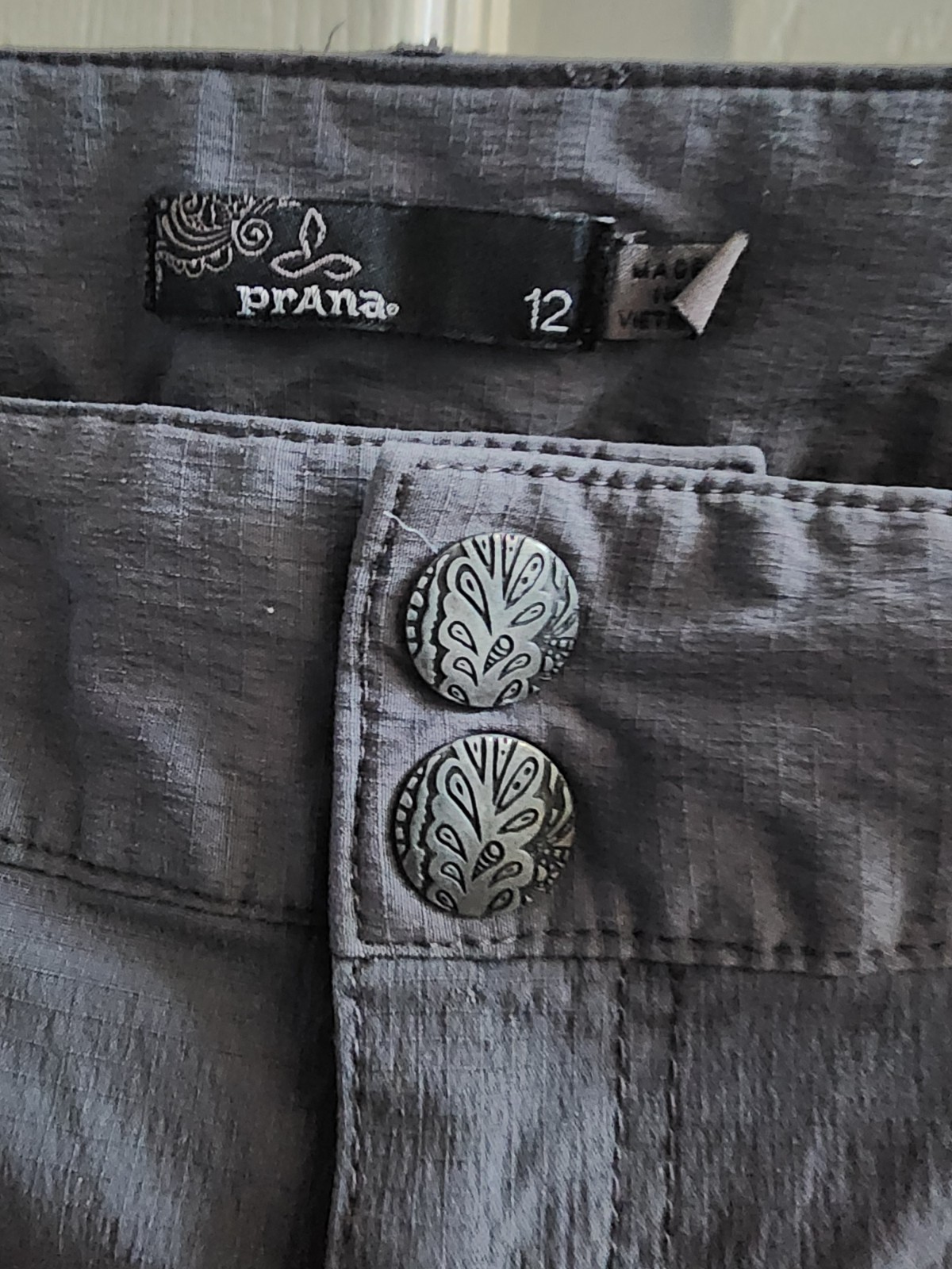 Prana Convertible Zip Off Roll-Up Legs Hiking Pants Gray Nylon Stretch Womens 12